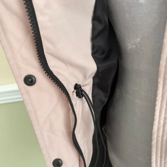 BCBGMaxAzria Pink Hooded Puffer Black Details Winter Coat Jacket XS - Picture 6 of 16